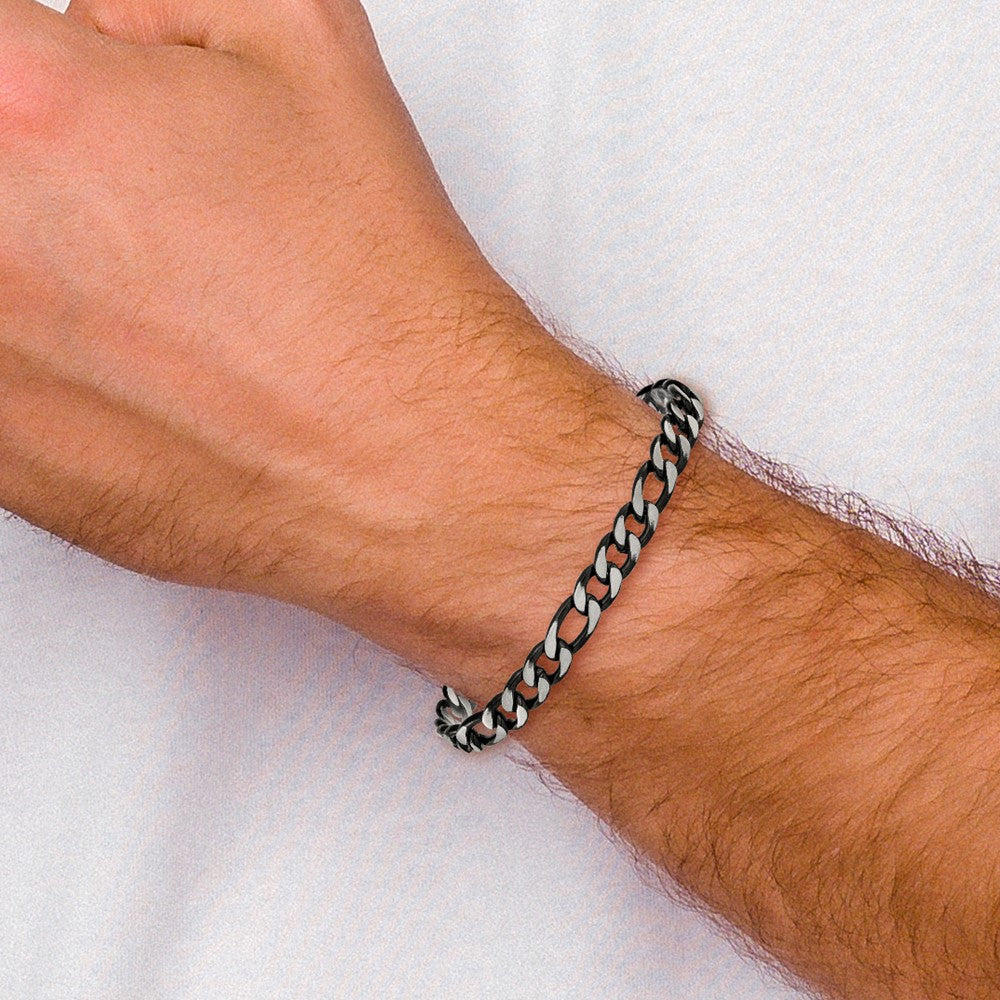 Chisel Stainless Steel Brushed and Polished Black IP-plated 7.5mm 9 inch Figaro Chain Bracelet
