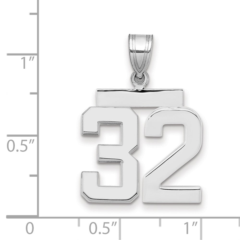 14kw Medium Polished Number 32 Charm