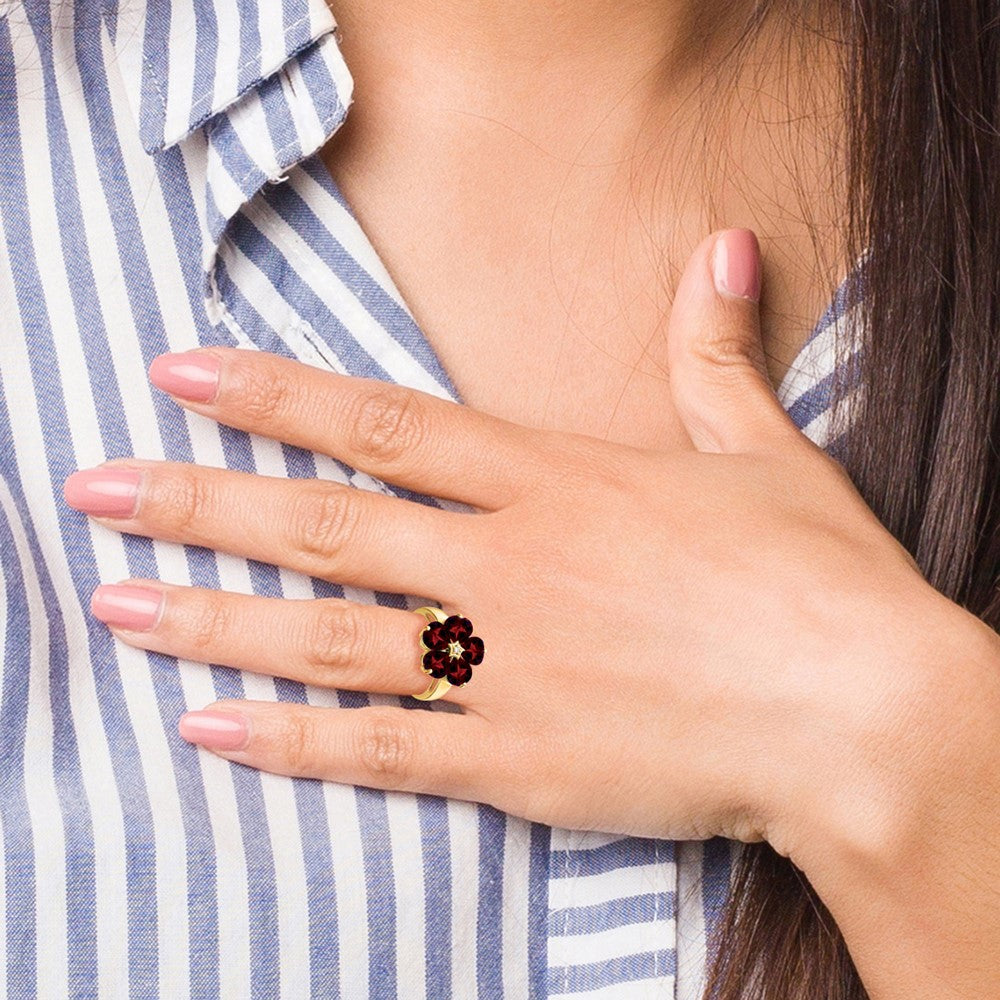 14k 6mm Heart Garnet A Diamond ring