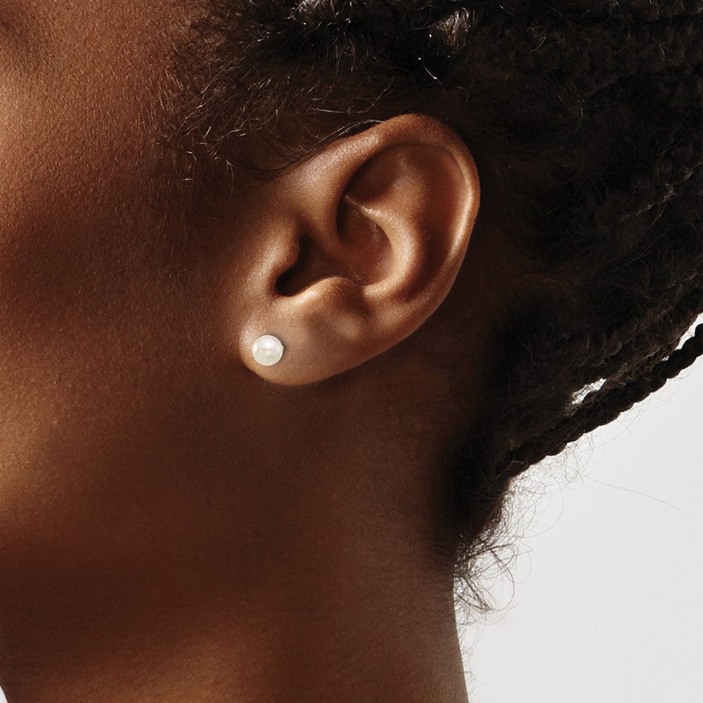 Piercing only Titanium 5mm Glass Pearl Post Earrings