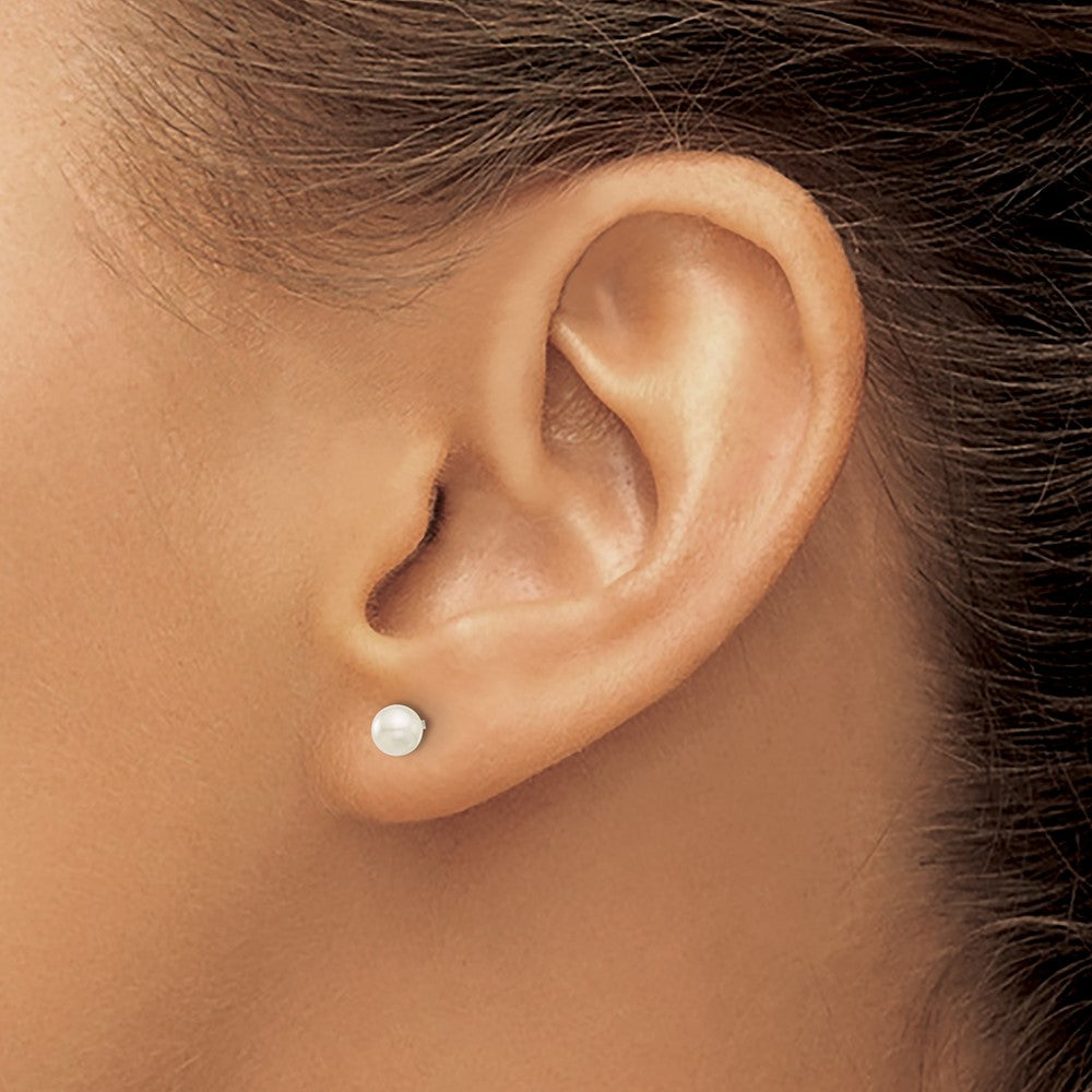 Piercing only Stainless Steel 4mm Glass Pearl Post Earrings
