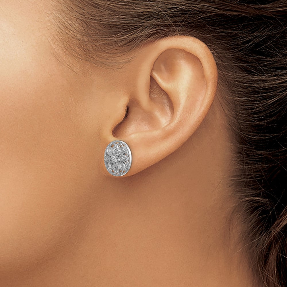 14k White Gold Diamond Fancy Floral Earrings