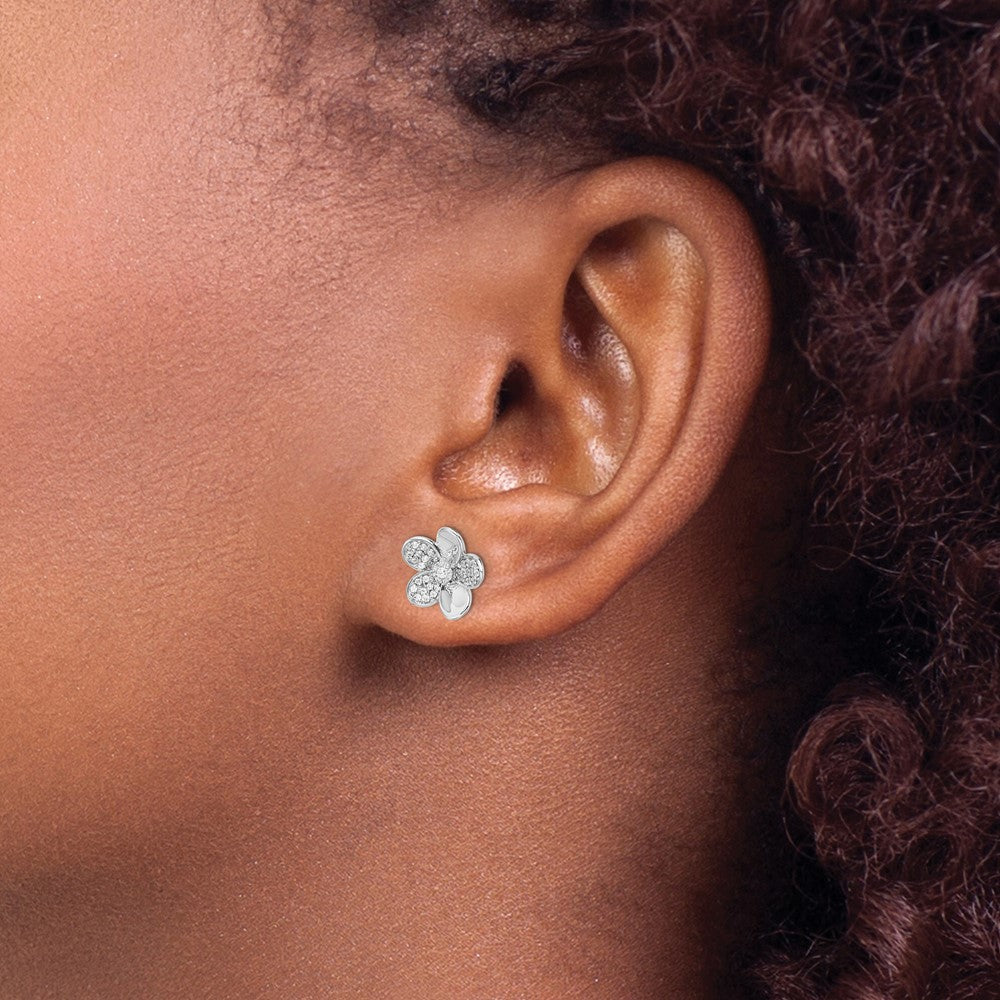 14k White Gold Diamond Flower Earrings