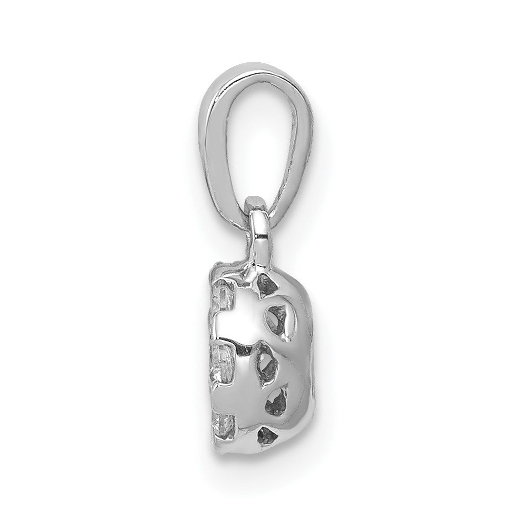 14k White Gold 1/4ct. Diamond Circle Cluster Pendant