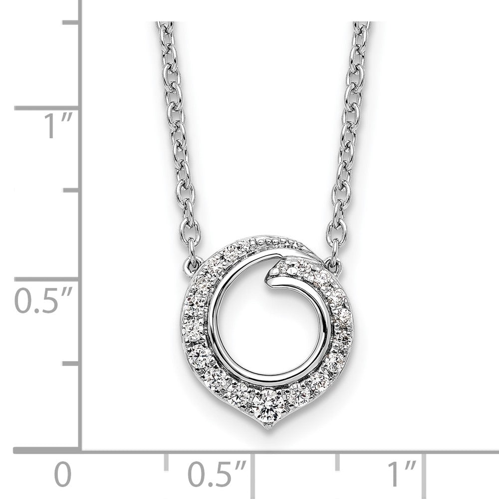 14k White Gold Fancy Circle Diamond 18in Necklace
