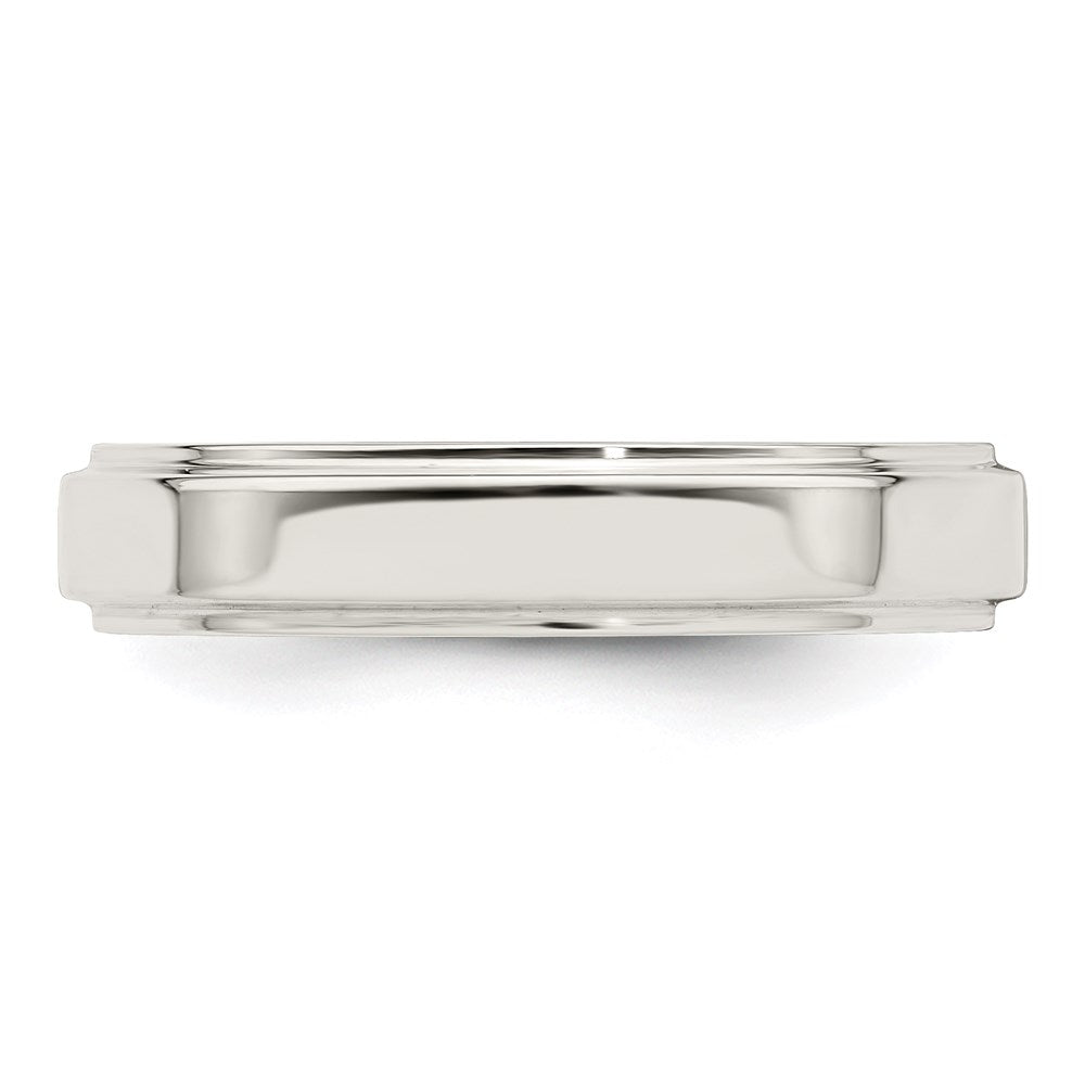 Sterling Silver 4mm Flat with Step Edge Size 7 Band