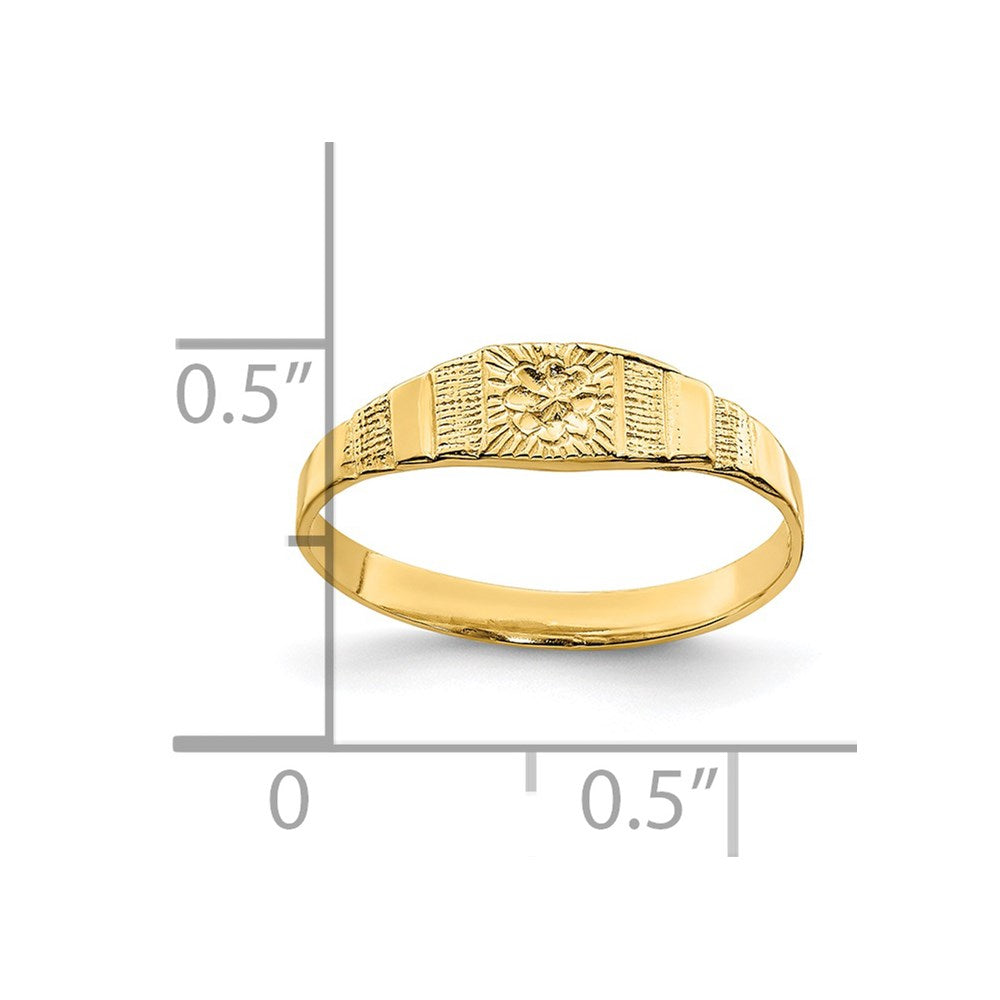 14k Flower Center Engraved Band