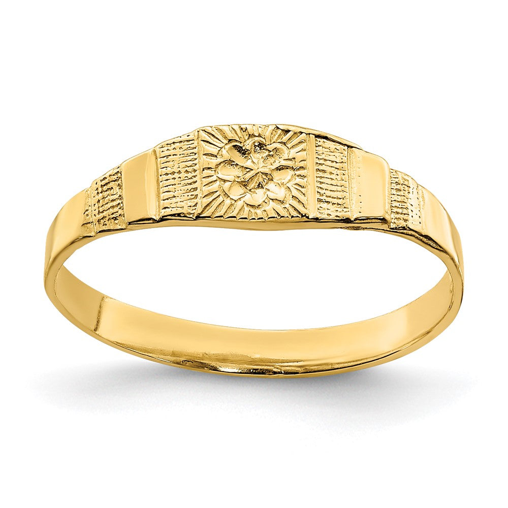 14k Flower Center Engraved Band