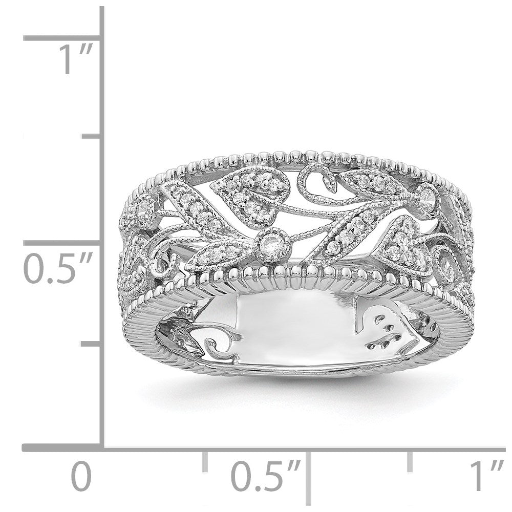 14k White Gold Flower Design Diamond Ring