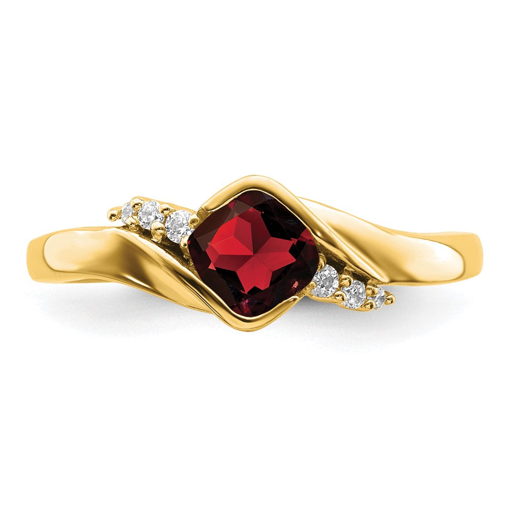 14k Garnet and Diamond Ring