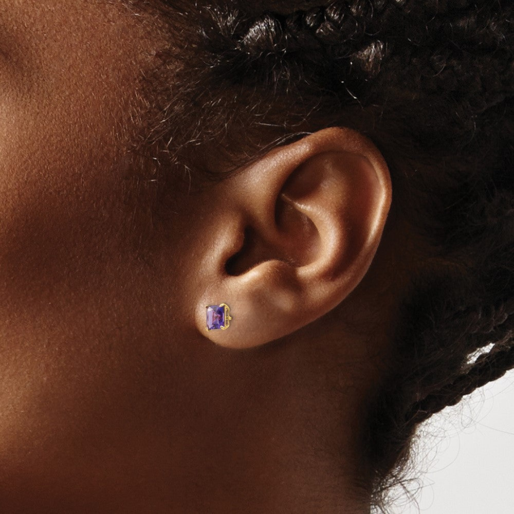 14k Yellow Gold Madi K Amethyst 5mm Square Post Earrings