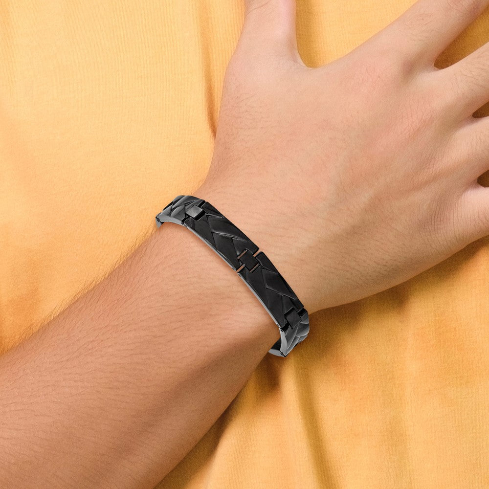 Chisel Stainless Steel Polished Black IP-plated Grooved Design Link 9 inch Bracelet