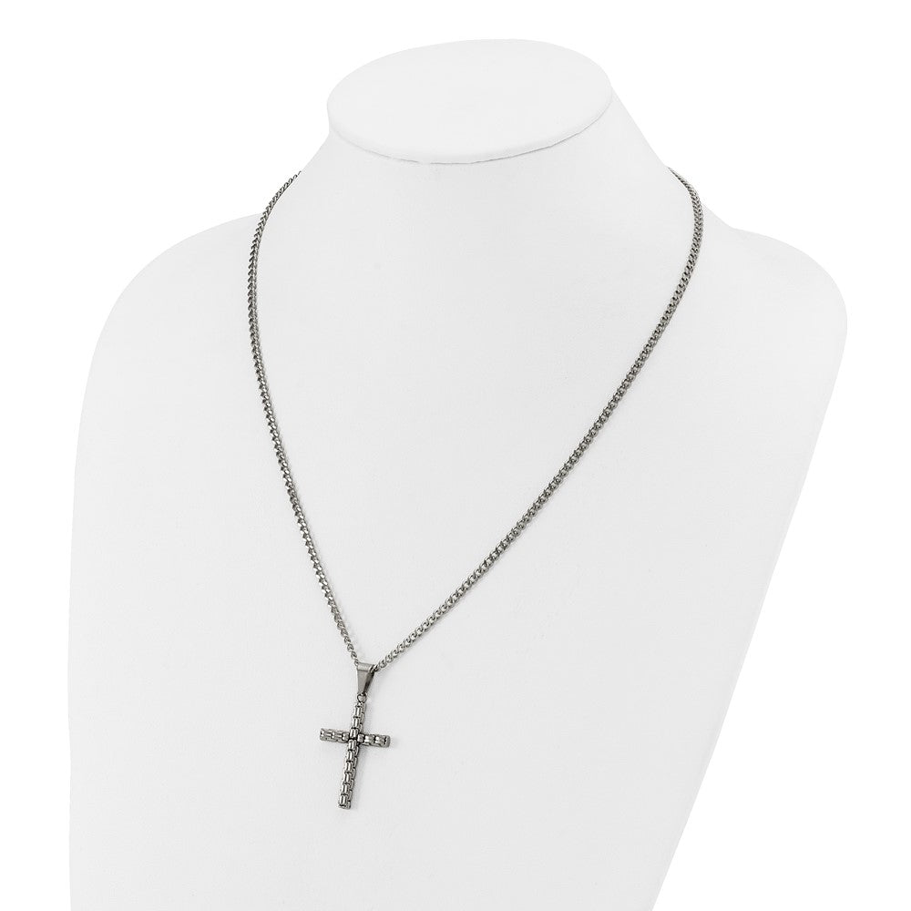 Chisel Stainless Steel Polished Woven Cross Pendant on a 22 inch Curb Chain Necklace