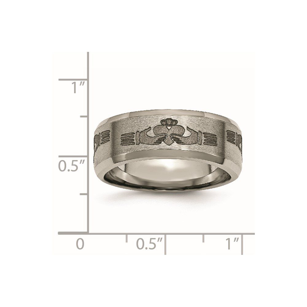 Chisel Titanium Brushed and Polished Claddagh Laser Design 8mm Beveled Edge Band
