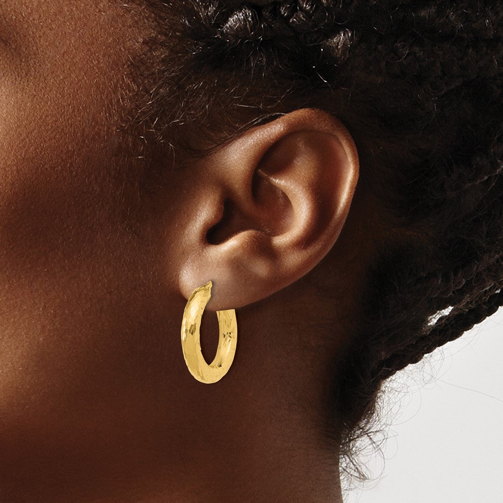 14K Polished 4mm Diamond-cut Hoop Earrings