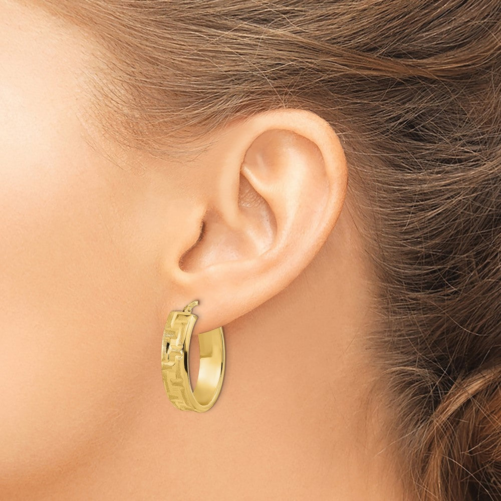 14k Polished Textured Oval Hoop Earrings