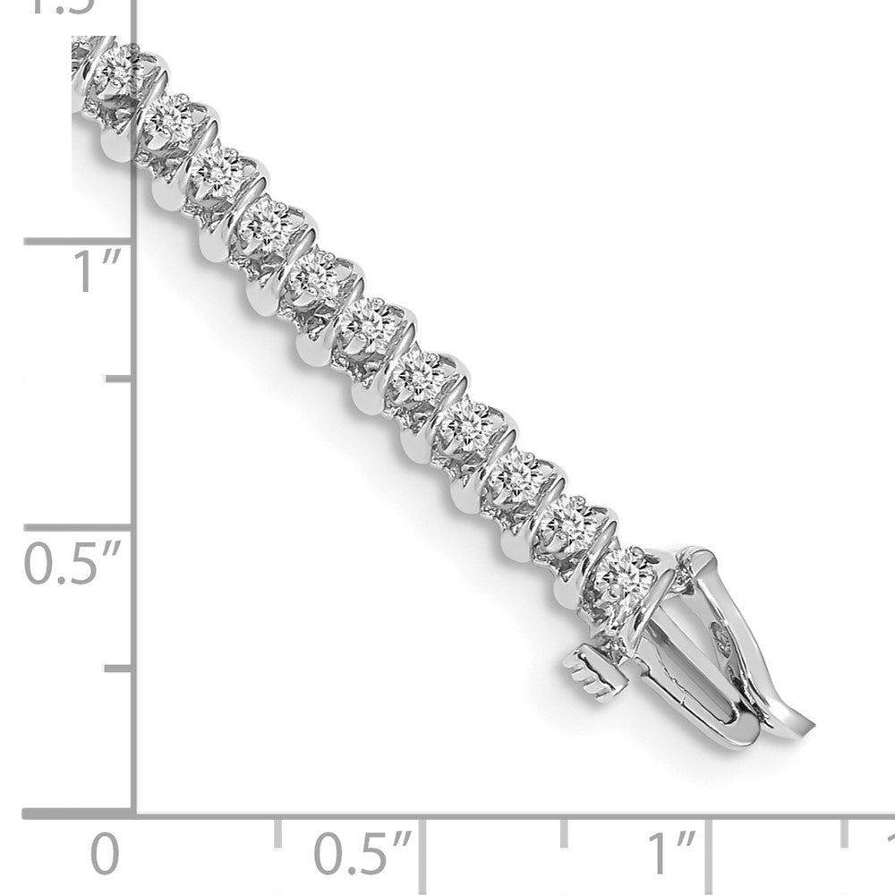 14k White Gold A Diamond Tennis Bracelet
