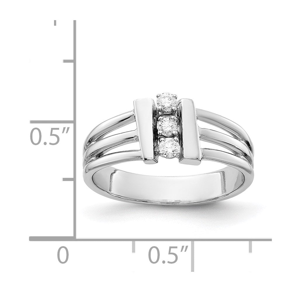 14k White Gold VS Diamond ring