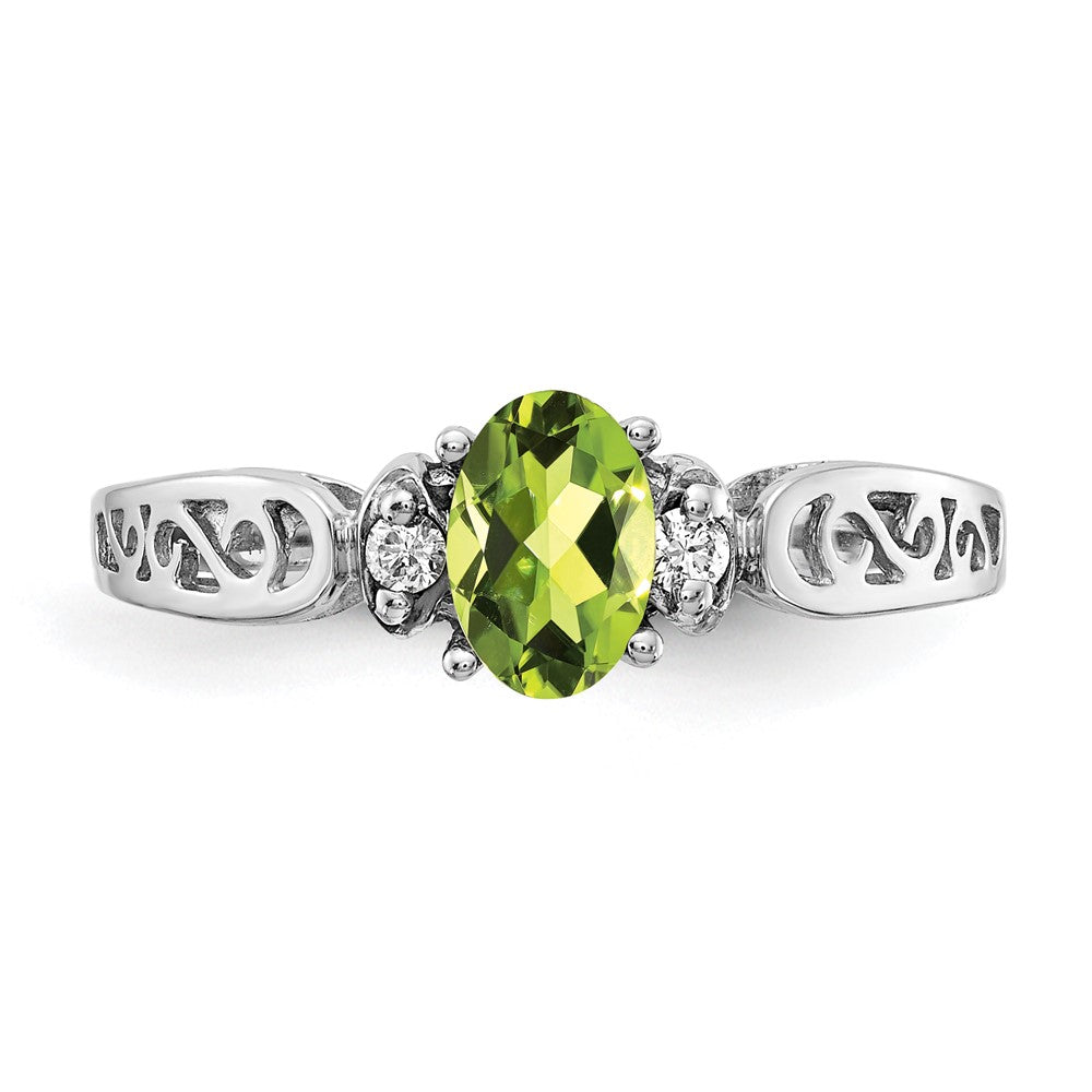 14k White Gold 6x4mm Oval Peridot A Diamond ring