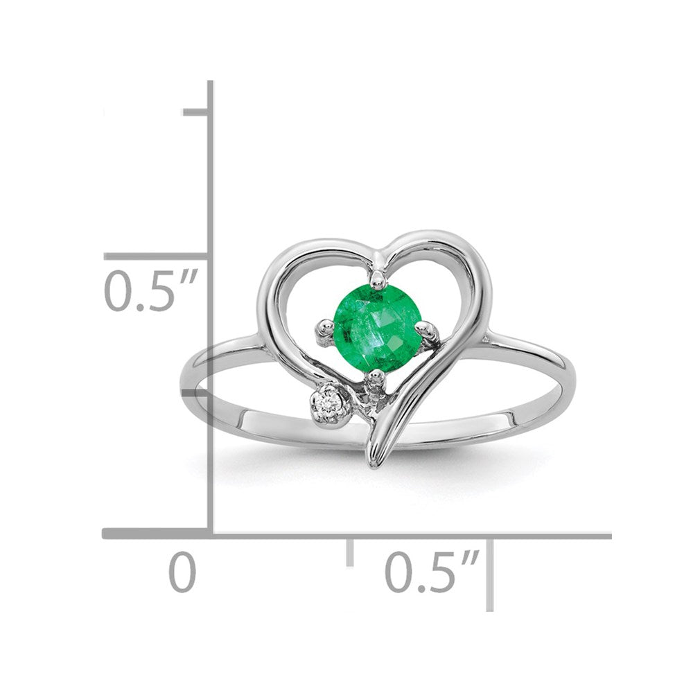 14k White Gold 4mm Emerald AA Diamond ring