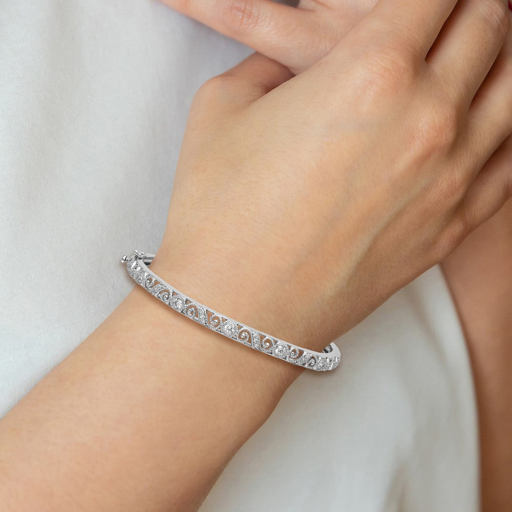 14k White Gold AAA Diamond Hinged Bangle
