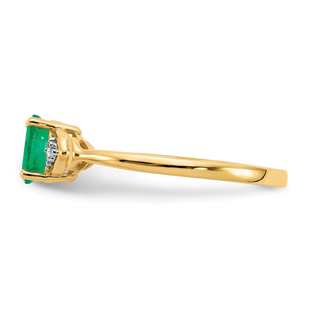 14k Yellow Gold Emerald and Diamond Ring