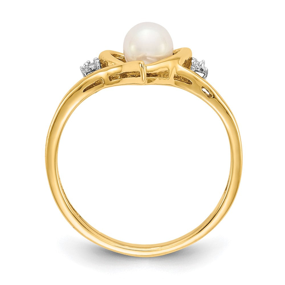 14k Yellow Gold FW Cultured Pearl and Diamond Heart Ring