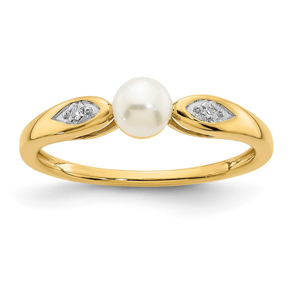 14k FW Cultured Pearl and Diamond Ring