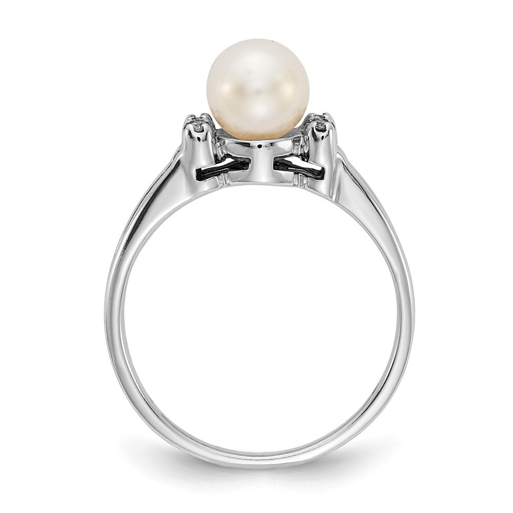 14k White Gold 6mm FW Cultured Pearl AAA Diamond ring