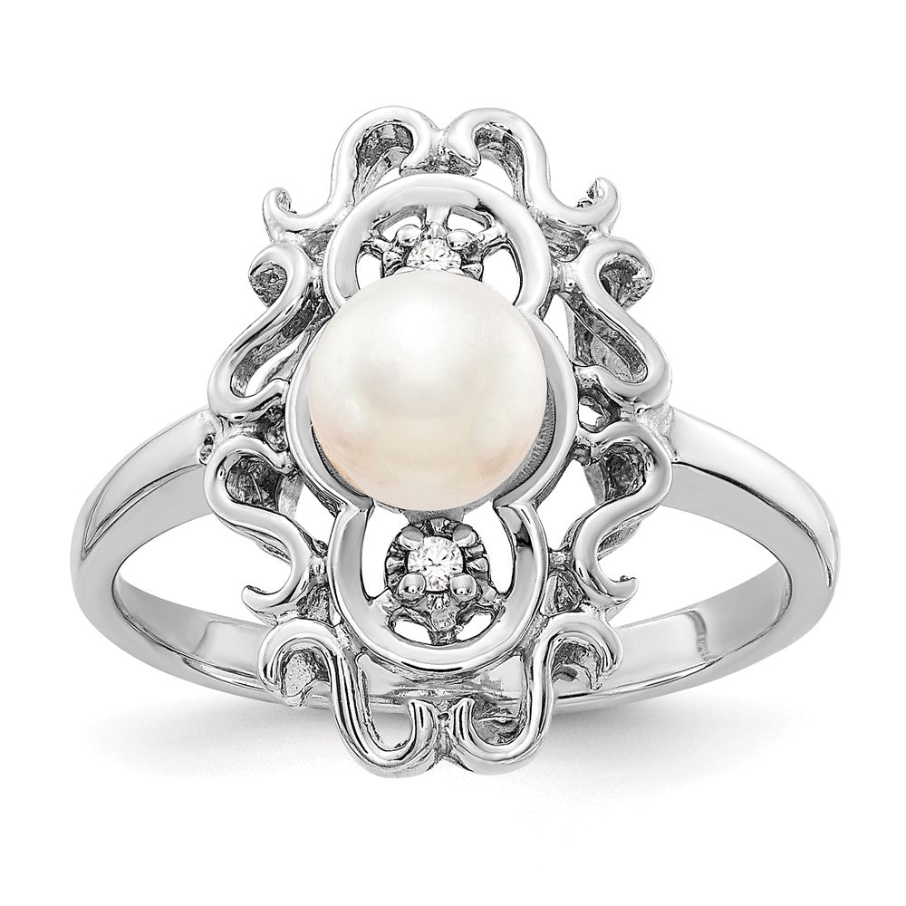 14k White Gold 5.5mm FW Cultured Pearl VS Diamond ring