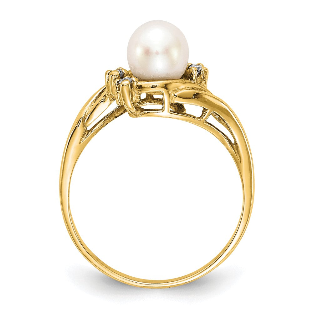 14k Gold 6mm FW Cultured Pearl AAA Diamond ring