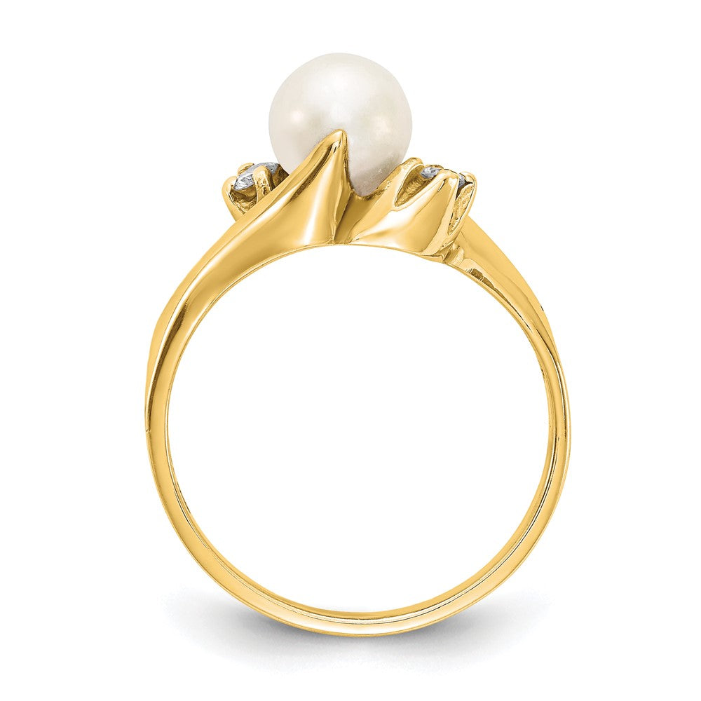 14k 6mm FW Cultured Pearl VS Diamond ring