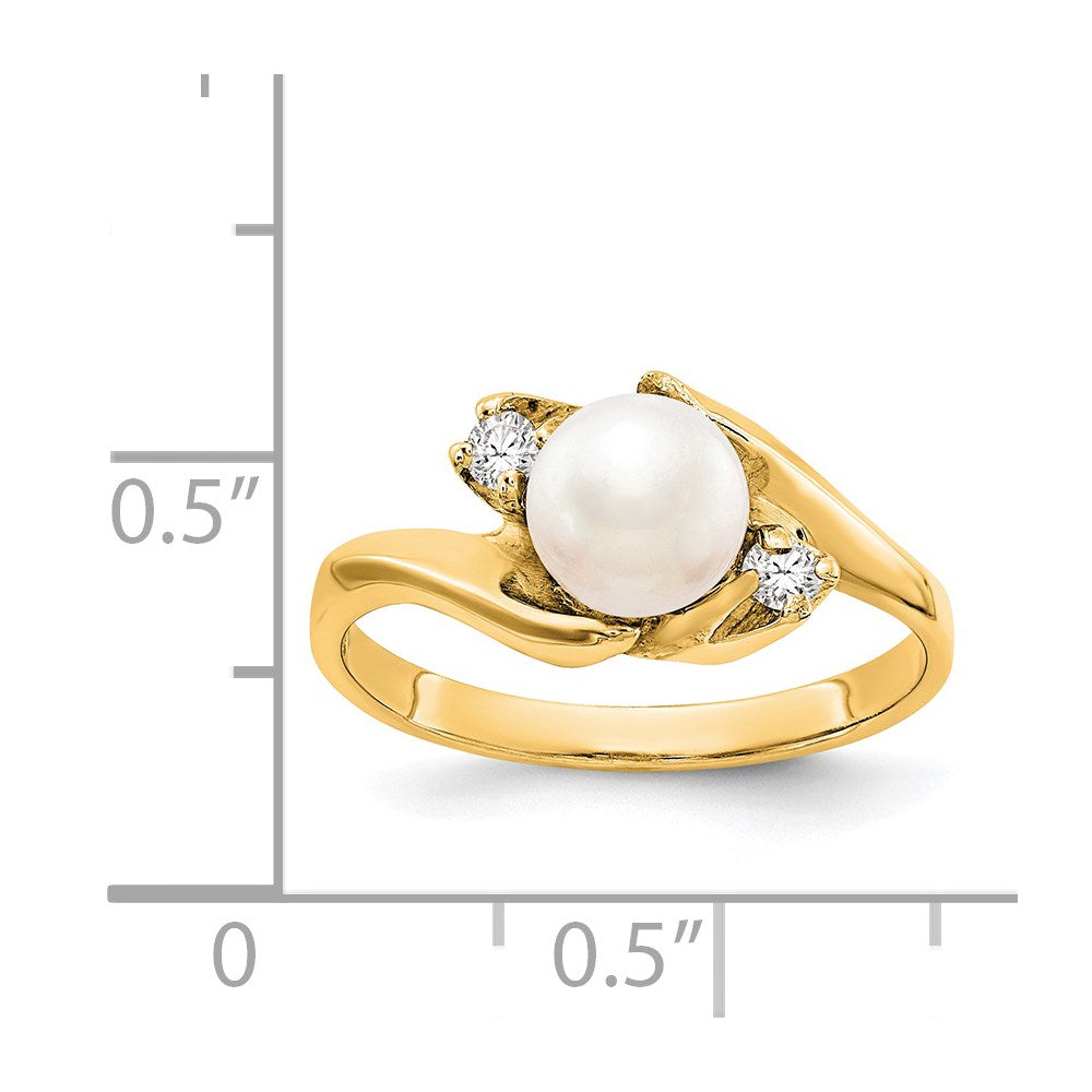 14k 6mm FW Cultured Pearl VS Diamond ring