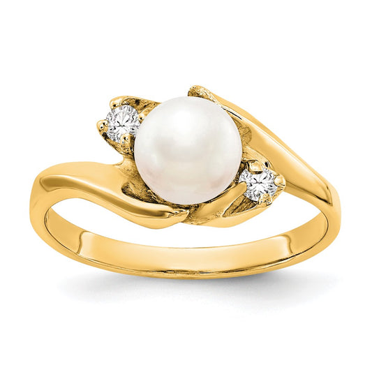14k 6mm FW Cultured Pearl AAA Diamond ring