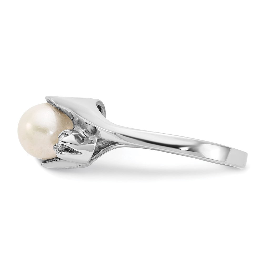 14k White Gold 6mm FW Cultured Pearl VS Diamond ring