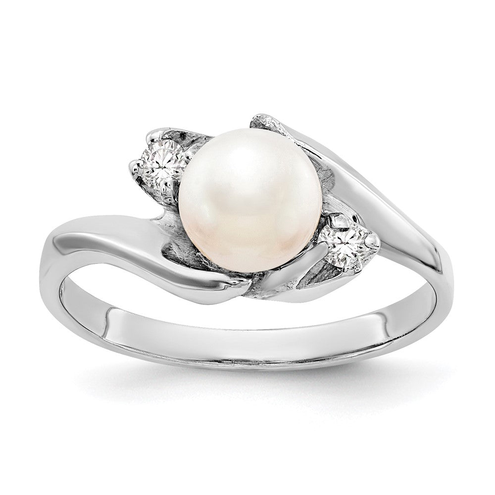 14k White Gold 6mm FW Cultured Pearl AAA Diamond ring