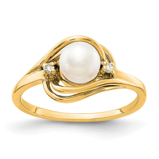 14k 5.5mm FW Cultured Pearl VS Diamond ring