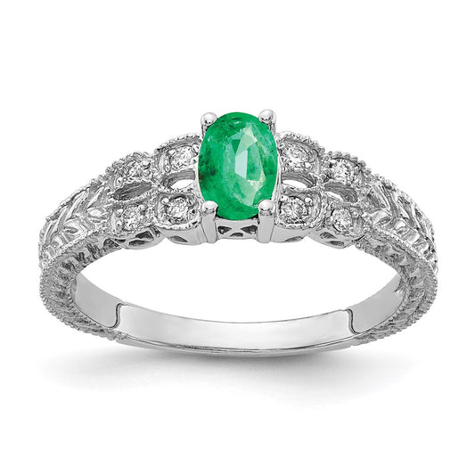 14k White Gold 6x4mm Oval Emerald AA Diamond ring