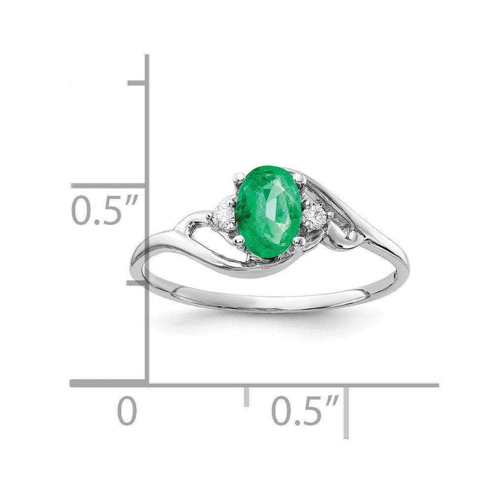 14k White Gold 6x4mm Oval Emerald AA Diamond ring