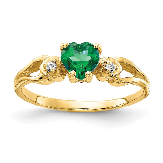 14k 5mm Heart Emerald AAA Diamond ring