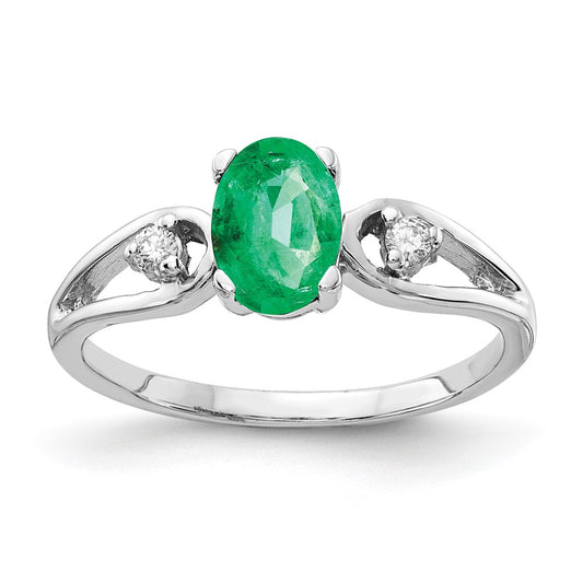 14k White Gold 7x5mm Oval Emerald AAA Diamond ring