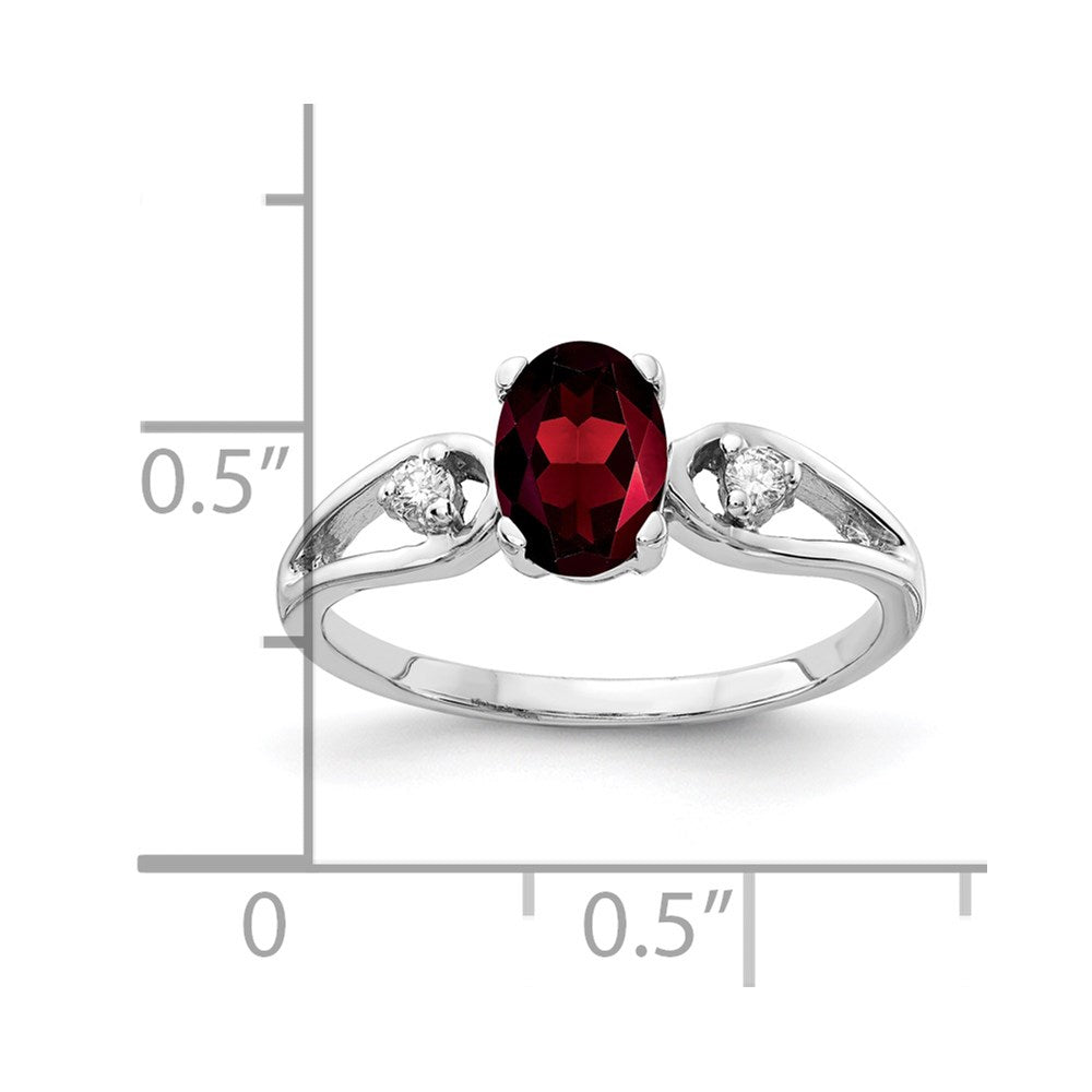 14k White Gold 7x5mm Oval Garnet AAA Diamond ring