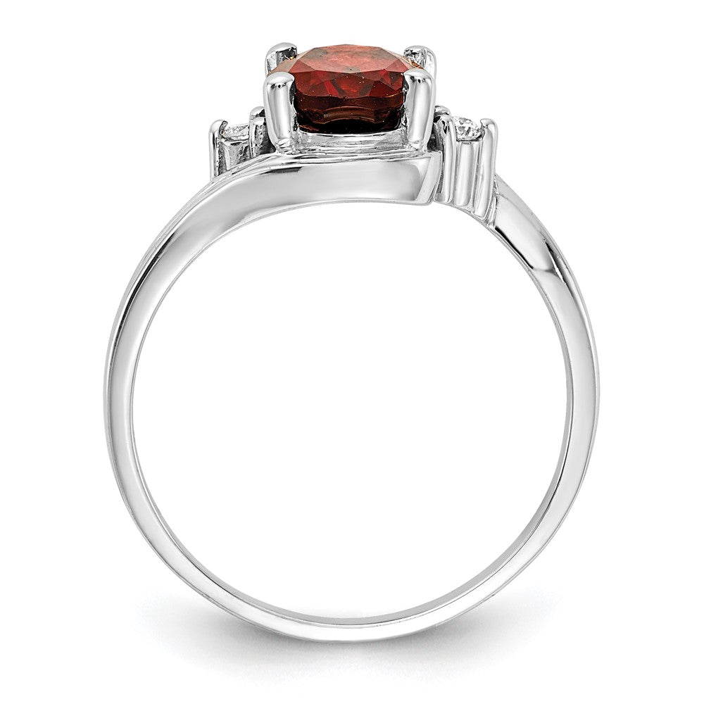 14k White Gold 8x6mm Oval Garnet A Diamond ring