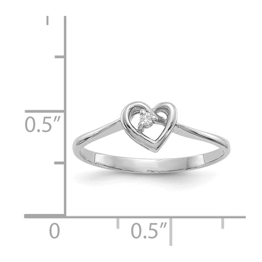 14k White Gold VS Diamond heart ring