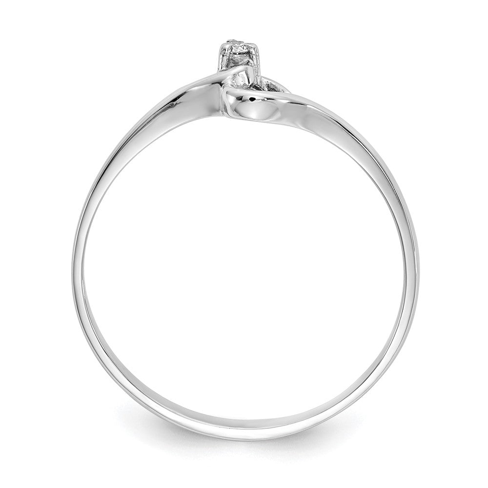 14k White Gold VS Diamond heart ring
