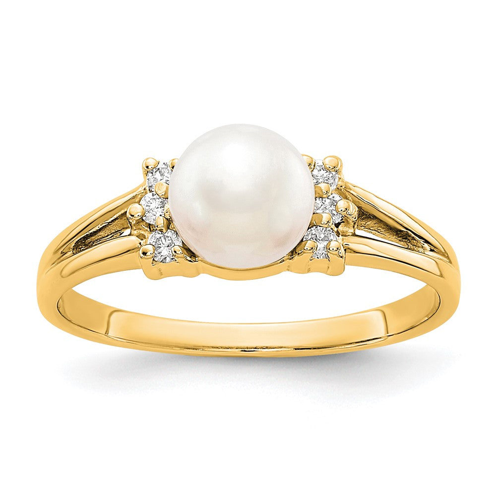 14k Gold 6mm FW Cultured Pearl AAA Diamond ring