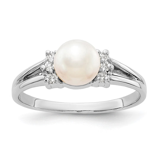 14k White Gold 6mm FW Cultured Pearl VS Diamond ring