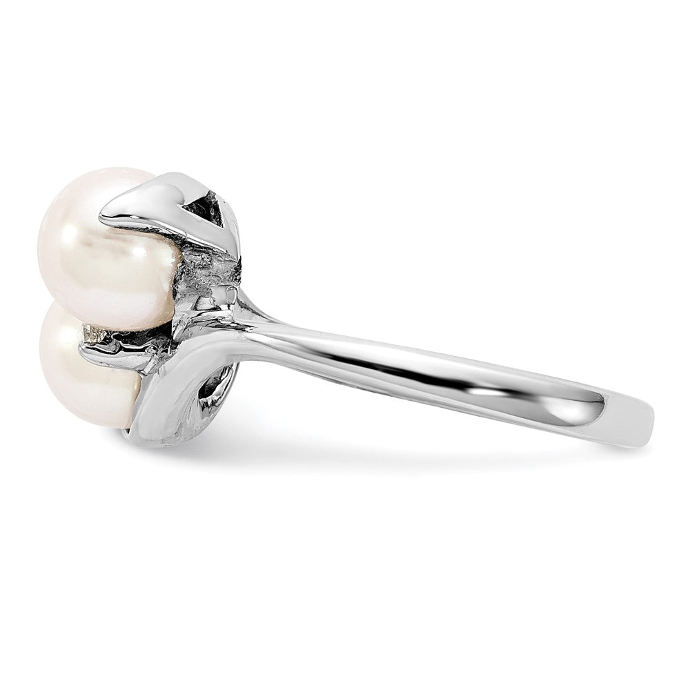 14k White Gold 6mm FW Cultured Pearl AA Diamond ring