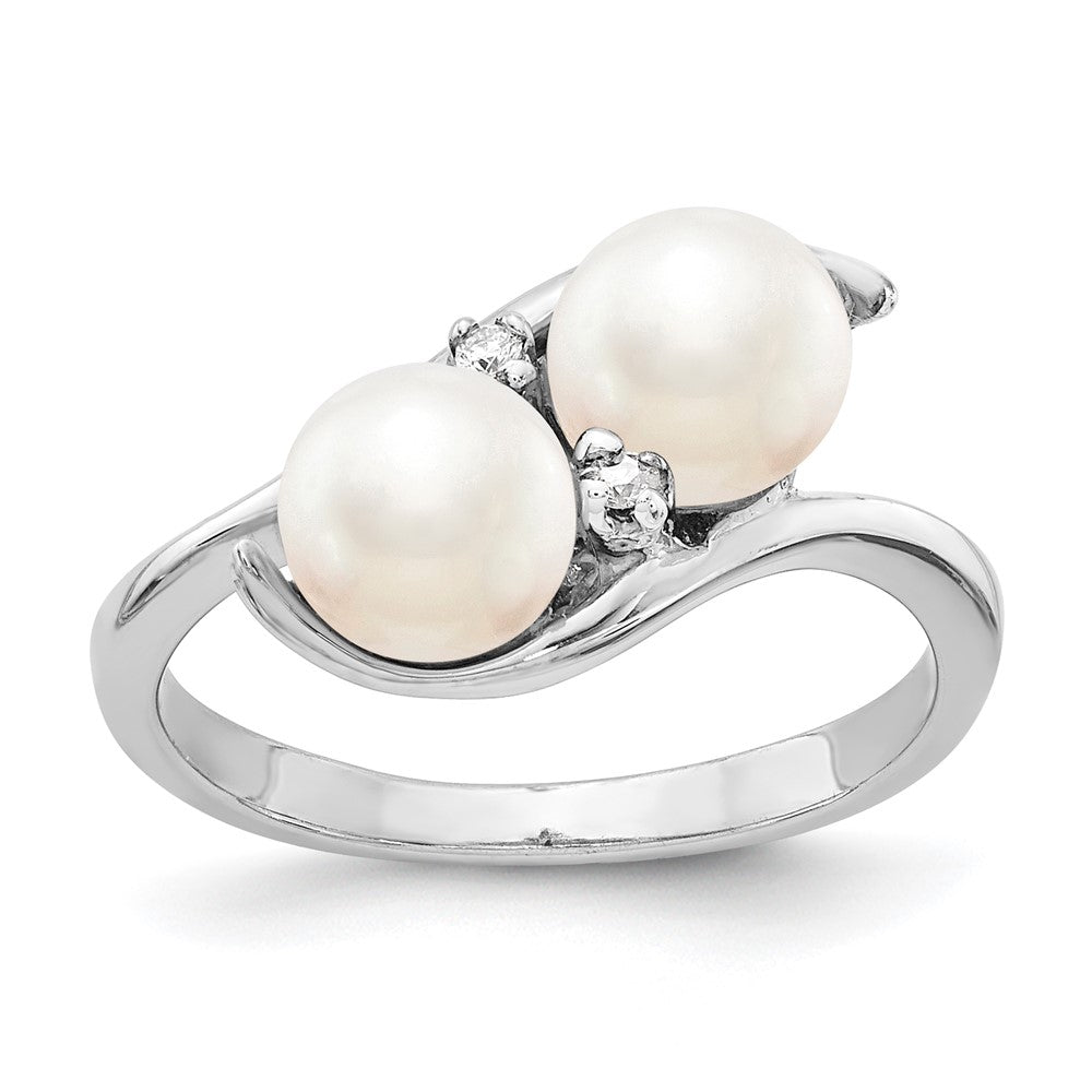 14k White Gold 6mm FW Cultured Pearl VS Diamond ring