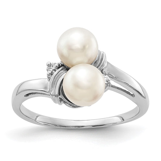14k White Gold 5.5mm FW Cultured Pearl AAA Diamond ring
